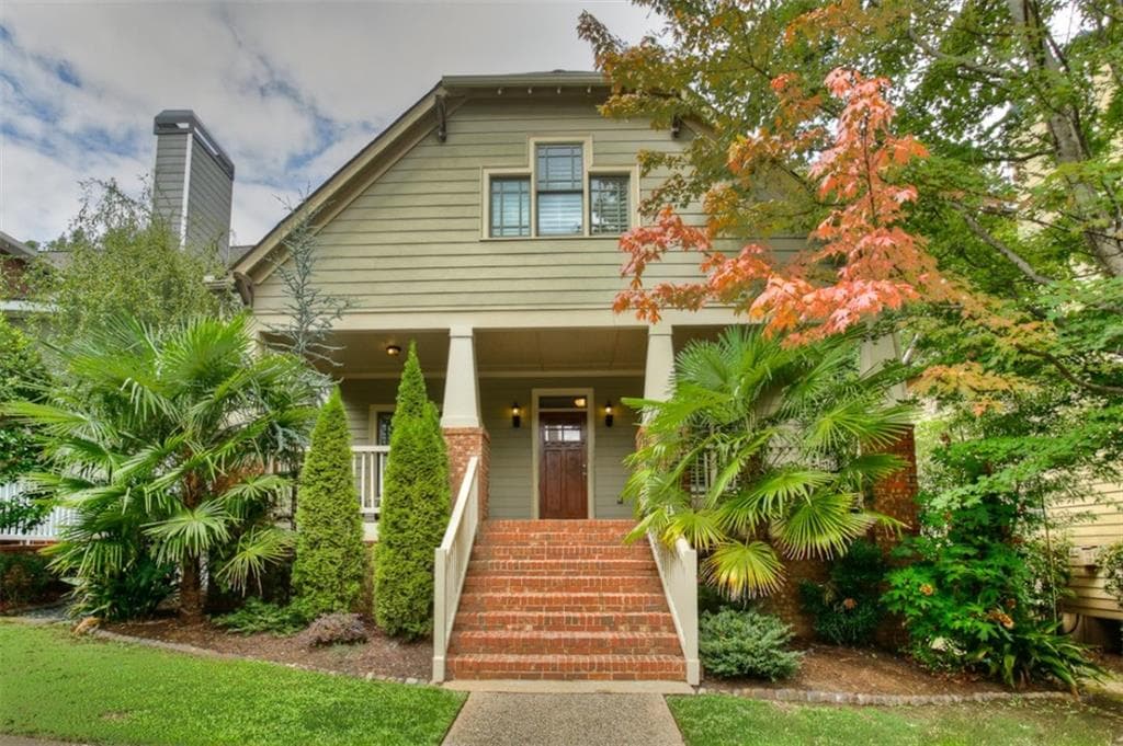 3 bedroom, 2,060 sq ft single family residence sold at 1353 Benteen Park Drive, Atlanta, GA 30315