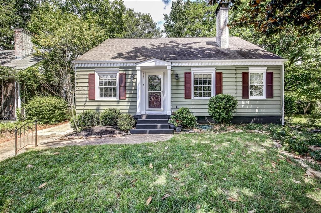 2 bedroom, 2,167 sq ft single family residence sold at 1233 Winburn Drive, East Point, GA 30344