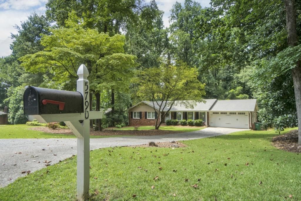5790 Kayron Drive, Sandy Springs, GA 30328 — most recent listing photo