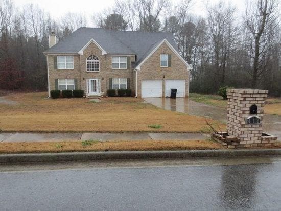 4 bedroom, 2,458 sq ft single family residence sold at 412 Shade Tree Drive, Stockbridge, GA 30281
