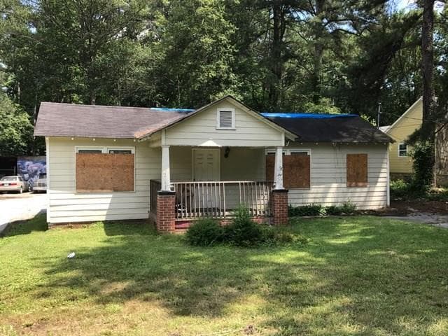 2 bedroom, 704 sq ft single family residence sold at 1407 Bolton Road, Atlanta, GA 30331