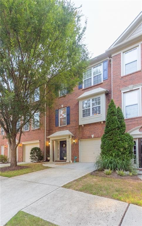 2 bedroom, 1,963 sq ft townhouse sold at 5151 Manerdale Drive 5, Atlanta, GA 30339