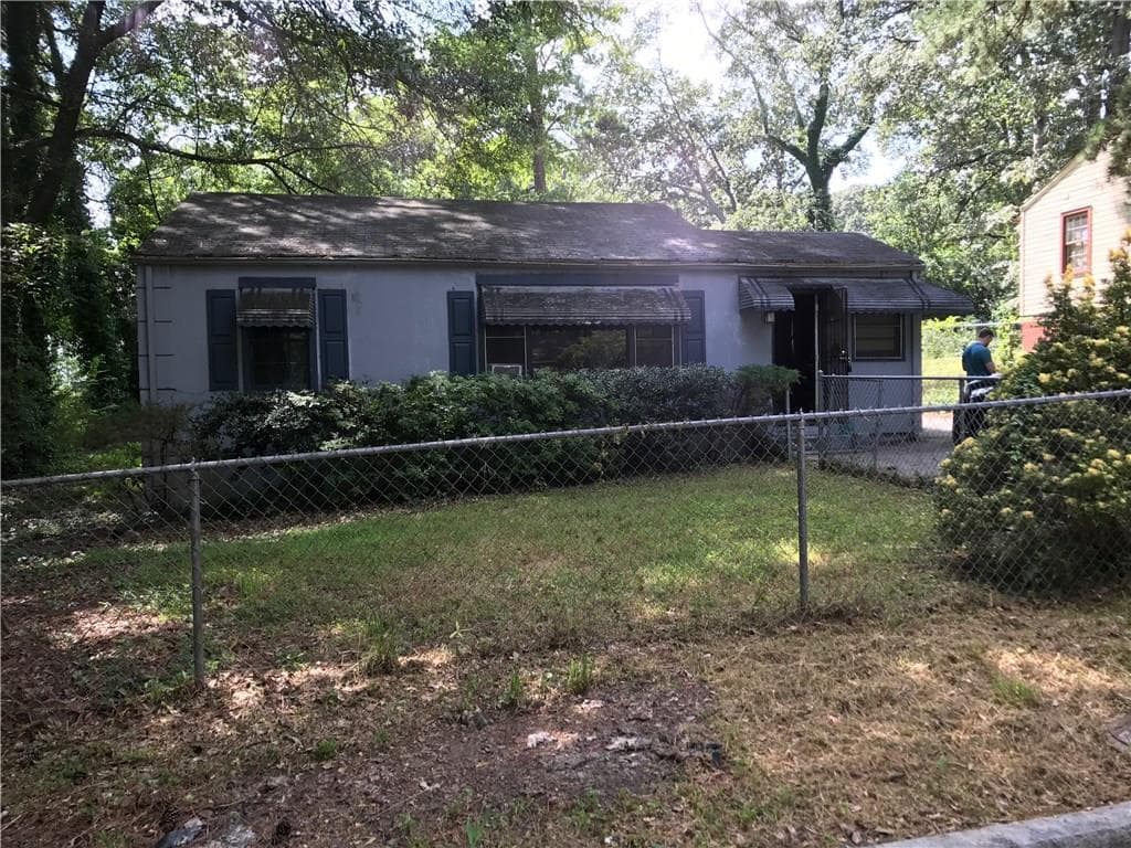2 bedroom, 874 sq ft single family residence sold at 616 Commercial Avenue, Atlanta, GA 30318