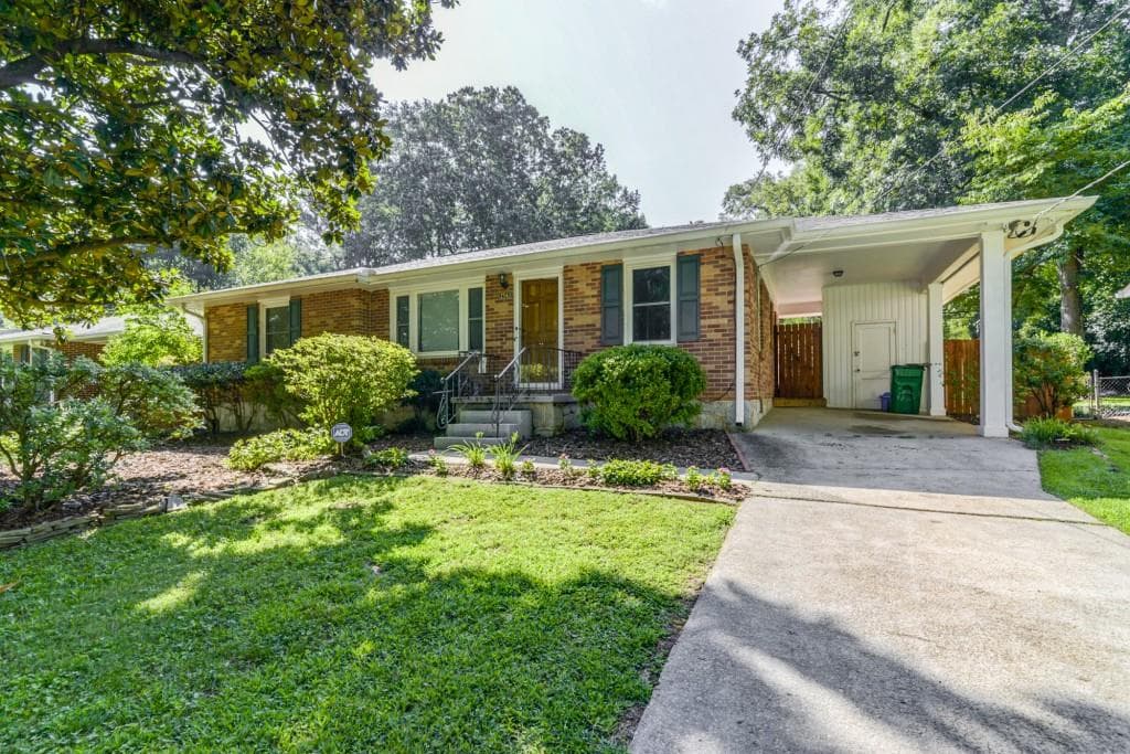 2561 Harrington Drive, Decatur, GA 30033 — most recent listing photo