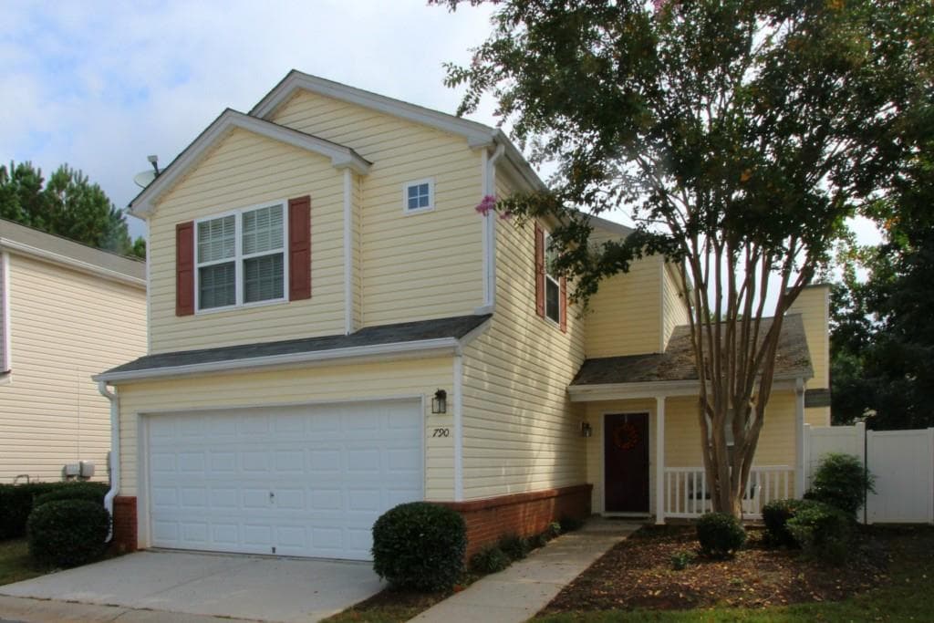 2 bedroom, 1,231 sq ft single family residence sold at 790 Windcroft Circle, Acworth, GA 30101