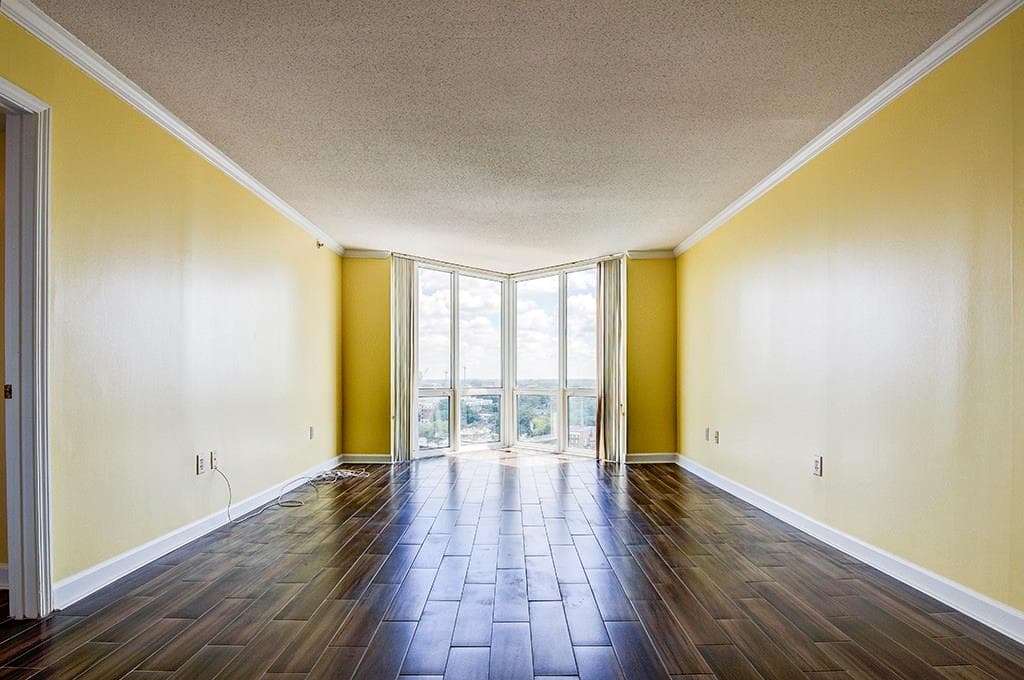 1 bedroom, 807 sq ft condominium sold at 2870 Pharr Court 2002, Atlanta, GA 30305