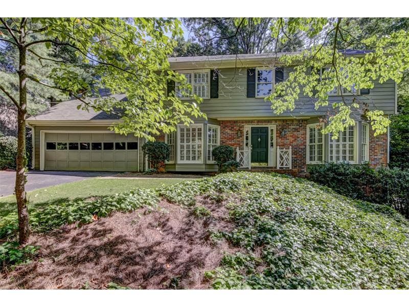 5 bedroom, 2,933 sq ft single family residence sold at 7125 Duncourtney Drive, Atlanta, GA 30328