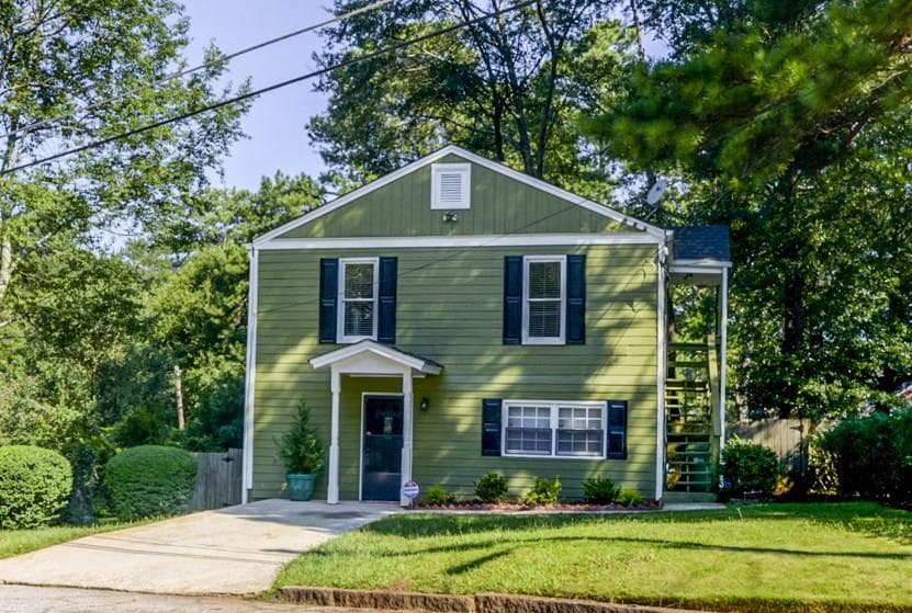 3 bedroom, 1,620 sq ft single family residence sold at 2906 Salmon Avenue, Atlanta, GA 30317