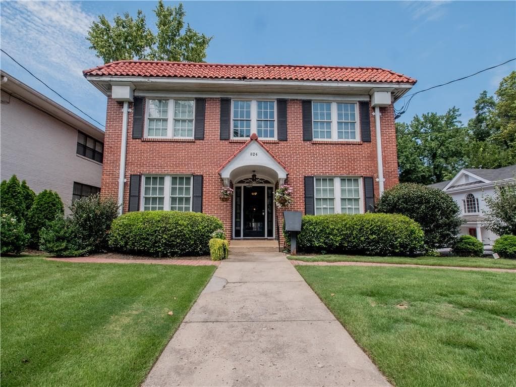 1 bedroom, 729 sq ft condominium sold at 824 Greenwood Avenue 6, Atlanta, GA 30306