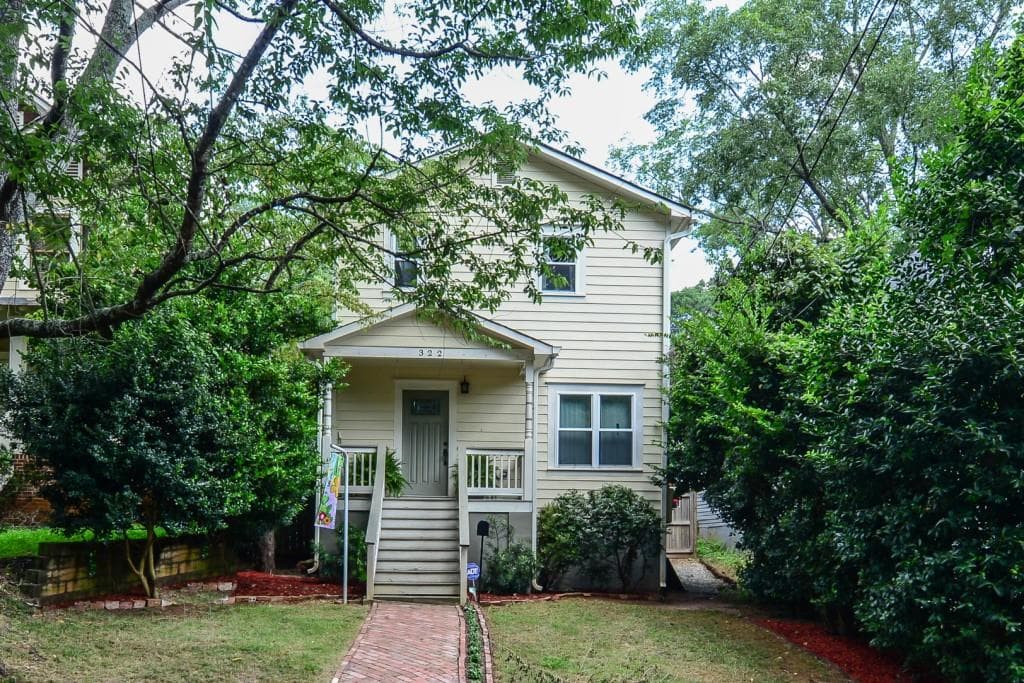 3 bedroom, 1,260 sq ft single family residence sold at 322 Grant Park Place, Atlanta, GA 30315