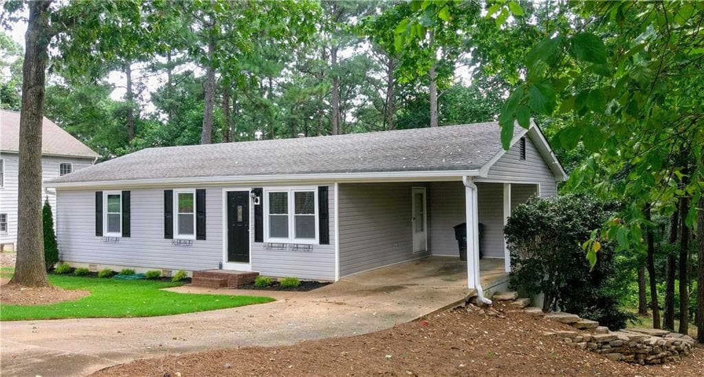 5991 Lake Lanier Heights Road, Buford, GA 30518 — most recent listing photo