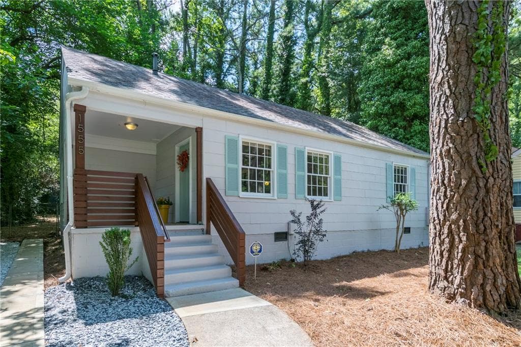 1555 N Columbia Place, Decatur, GA 30032 — most recent listing photo