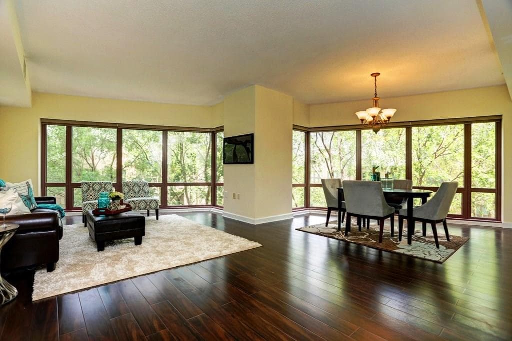 2 bedroom, 1,473 sq ft condominium sold at 3475 Oak Valley Road 360, Atlanta, GA 30326