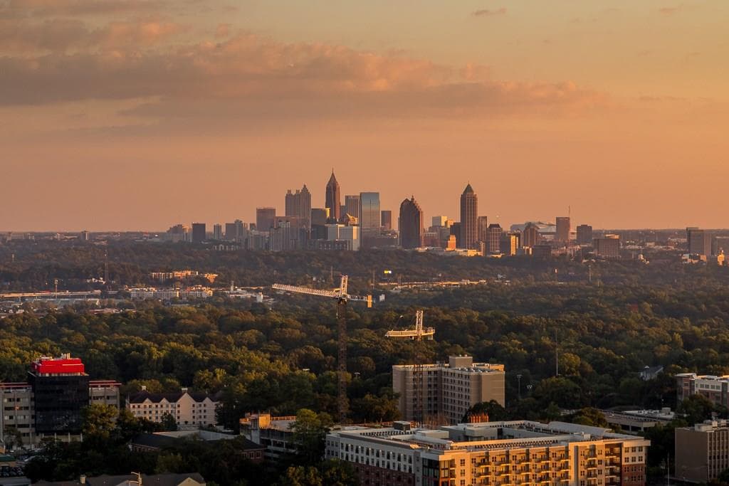 2 bedroom, 1,238 sq ft condominium sold at 3324 Peachtree Road 2914, Atlanta, GA 30326