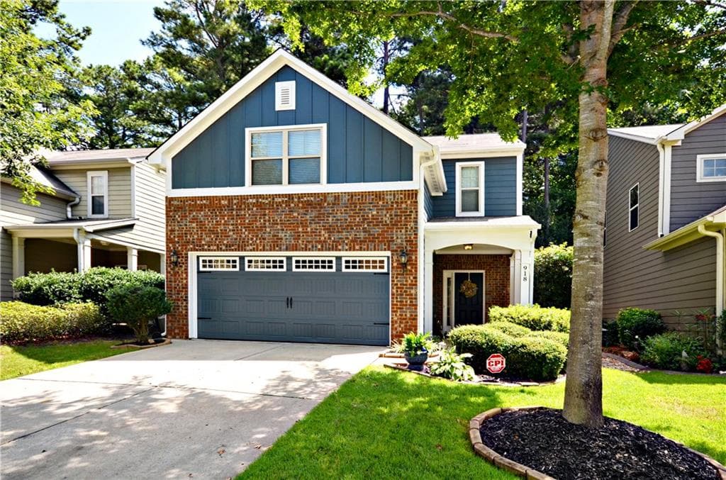 918 SILVER LAKE Drive, Acworth, GA 30102 — most recent listing photo