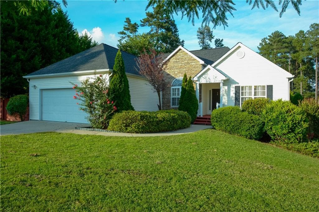 4 bedroom, 3,224 sq ft single family residence sold at 2730 Alcovy River View, Dacula, GA 30019