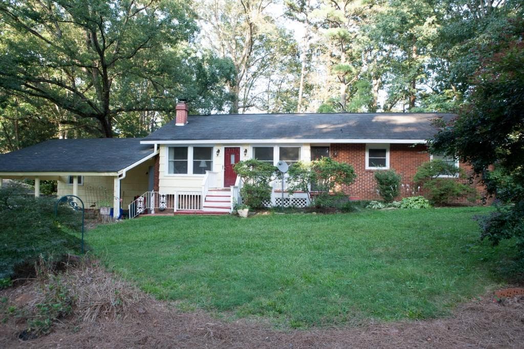 4 bedroom, 1,936 sq ft single family residence sold at 2405 Hazelwood Drive, Atlanta, GA 30345