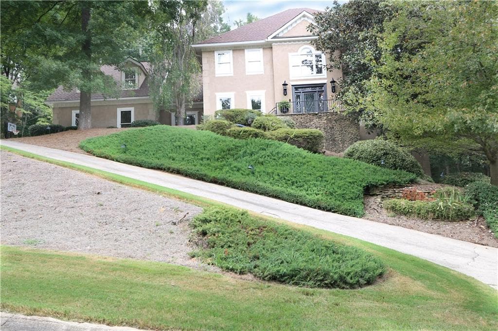 700 N River Forest Court, Marietta, GA 30068 — most recent listing photo