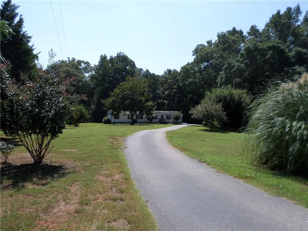 700 Brooks Road, Pendergrass, GA 30567 — most recent listing photo
