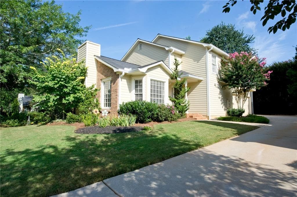 1124 Bailiff Court, Brookhaven, GA 30319 — most recent listing photo