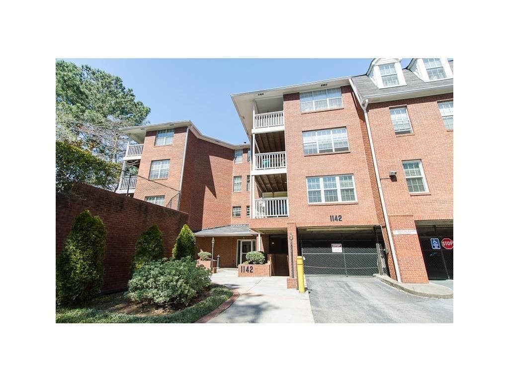 1142 N Jamestown Road 204, Decatur, GA 30033 — most recent listing photo