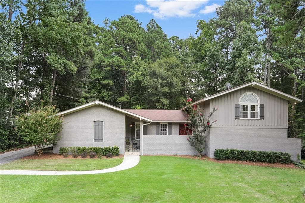 4 bedroom, 2,834 sq ft single family residence sold at 4583 Sharon Valley Court, Dunwoody, GA 30338