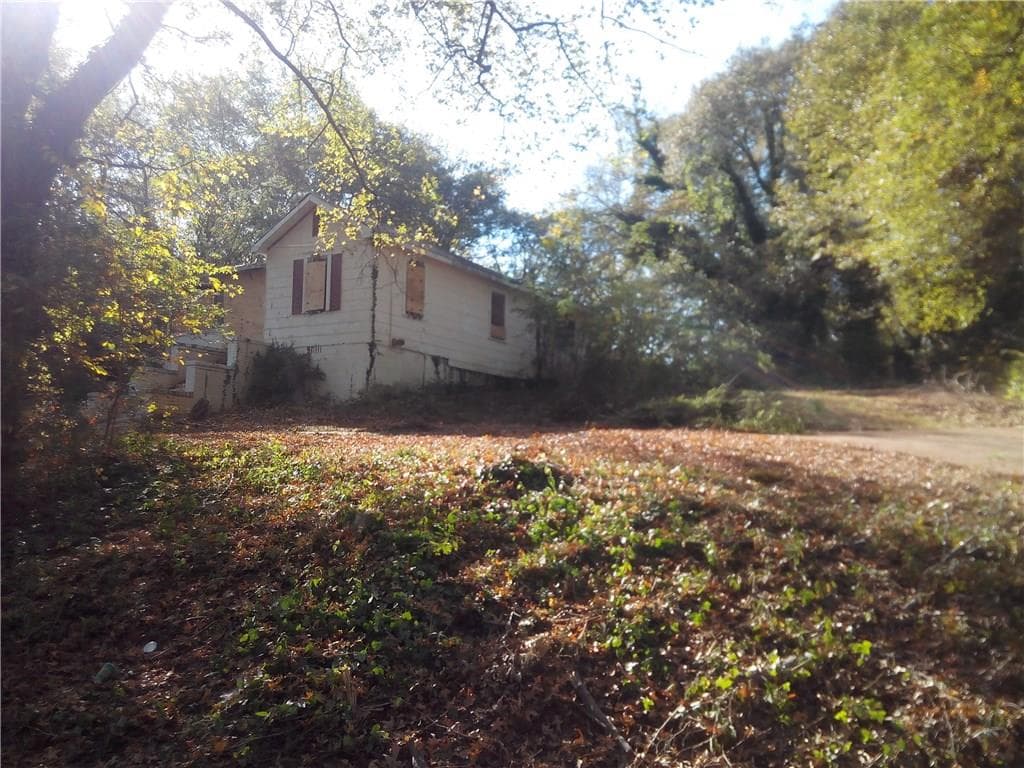 2 bedroom, 1,171 sq ft single family residence sold at 1017 Dovers Alley, Atlanta, GA 30310