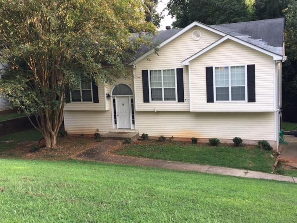 5321 Highpoint Road, Flowery Branch, GA 30542 — most recent listing photo