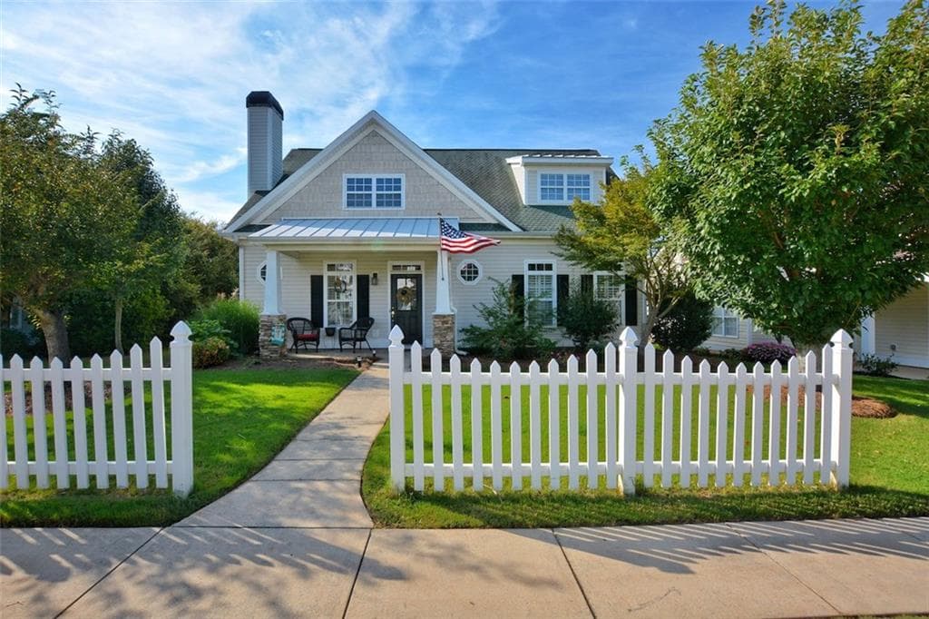 3 bedroom, 2,194 sq ft single family residence sold at 2762 Nautical Way, Villa Rica, GA 30180