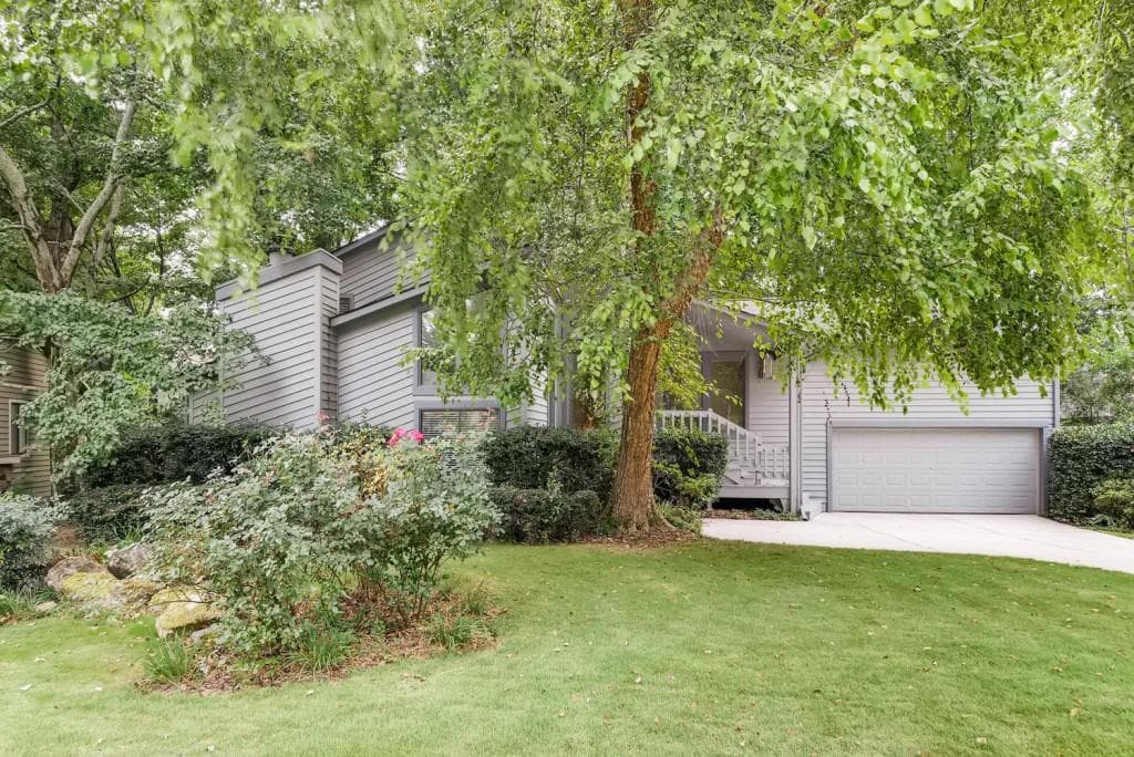 1044 Muirfield Drive, Marietta, GA 30068 — most recent listing photo