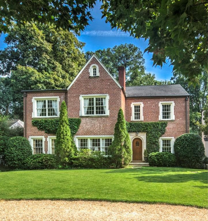 5 bedroom, 5,400 sq ft single family residence sold at 483 E Wesley Road, Atlanta, GA 30305