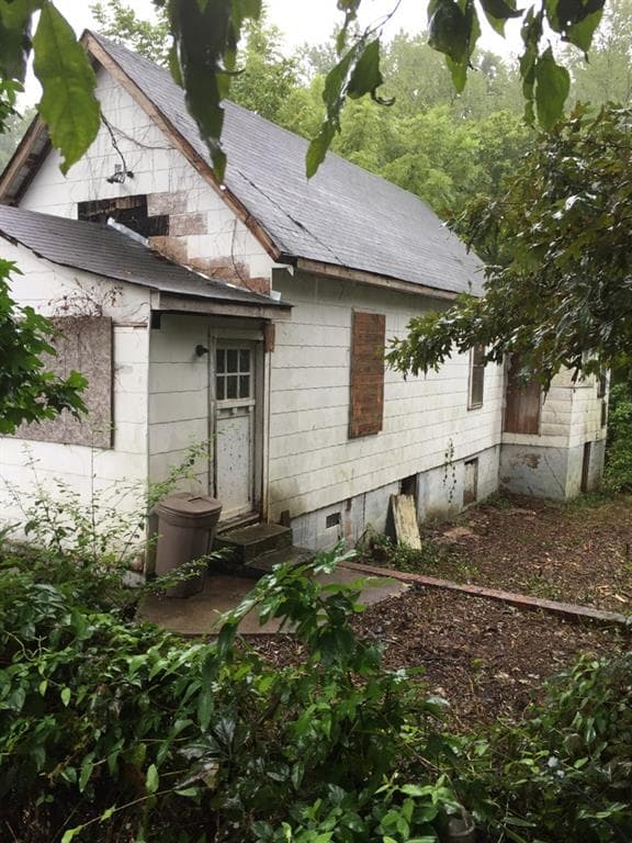 3142 Robinson Avenue, Scottdale, GA 30079 — most recent listing photo
