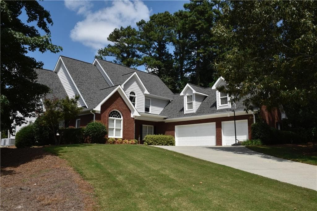 4 bedroom, 2,765 sq ft single family residence sold at 3882 Morgans Ridge Drive, Buford, GA 30519