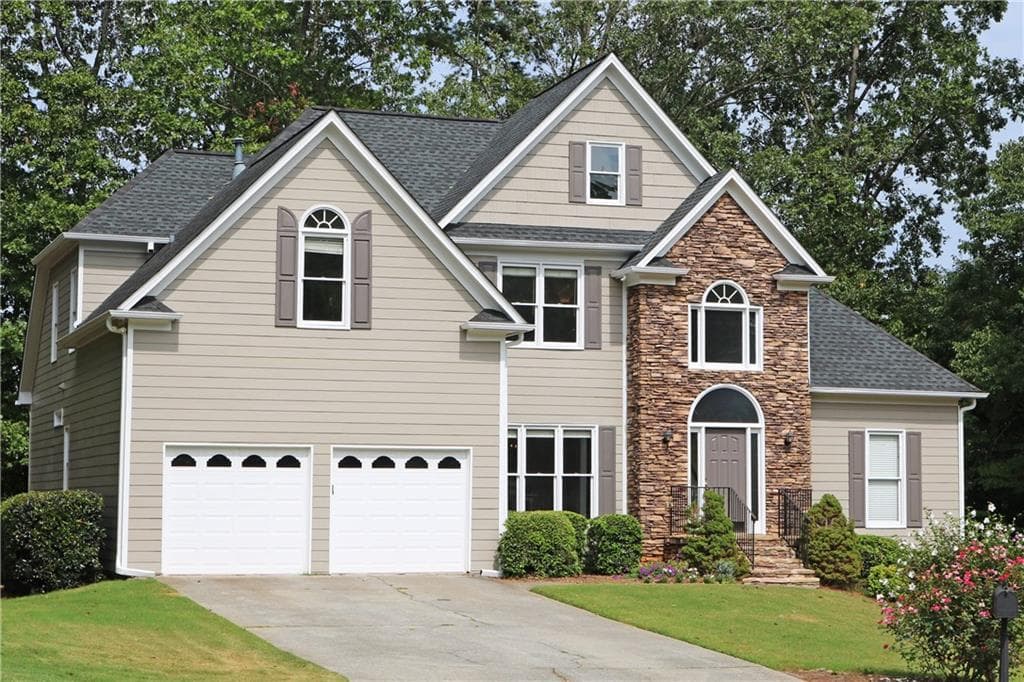 6 bedroom, 4,557 sq ft single family residence sold at 3785 Summergrove Landing, Suwanee, GA 30024
