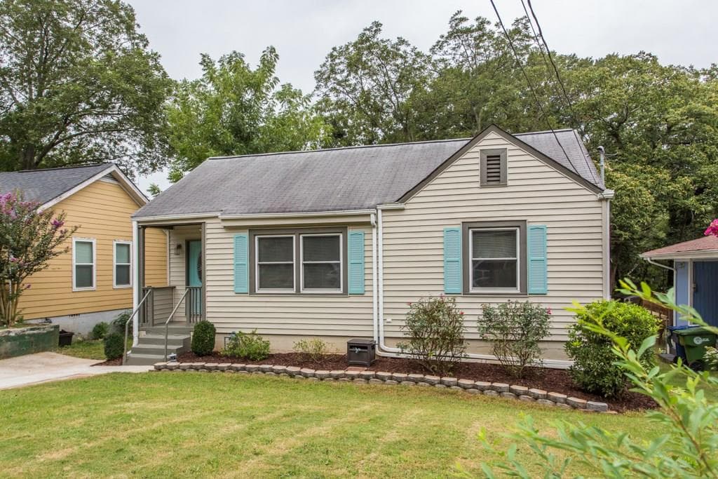 3 bedroom, 1,396 sq ft single family residence sold at 40 Aberdeen Street, Atlanta, GA 30307