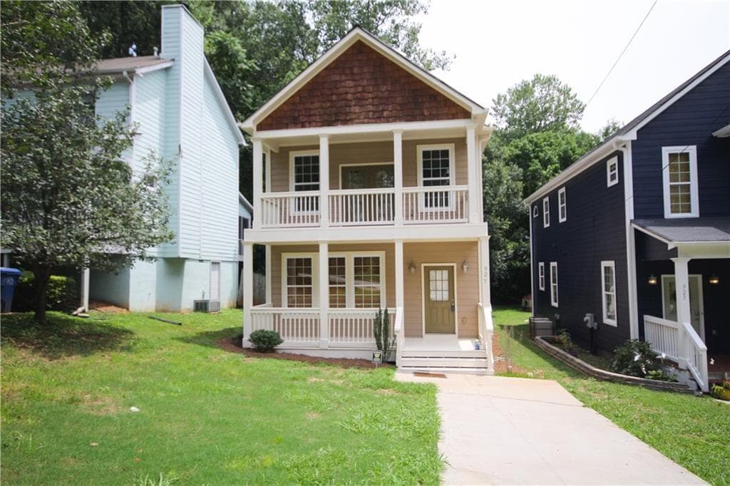 3 bedroom, 1,806 sq ft single family residence sold at 927 Tilden Street, Atlanta, GA 30318