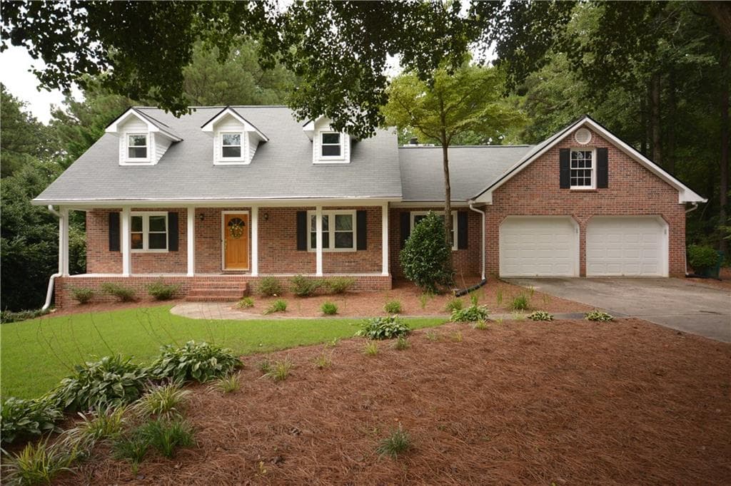 4040 West Cooper Lake Drive, Smyrna, GA 30082 — most recent listing photo