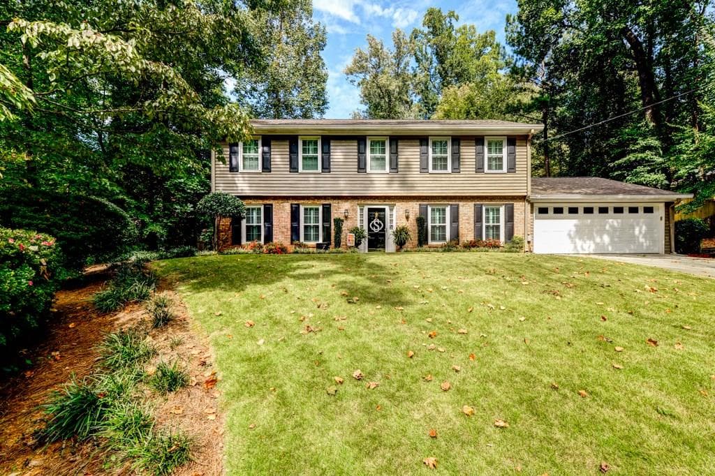 390 Forest Valley Court, Atlanta, GA 30342 — most recent listing photo