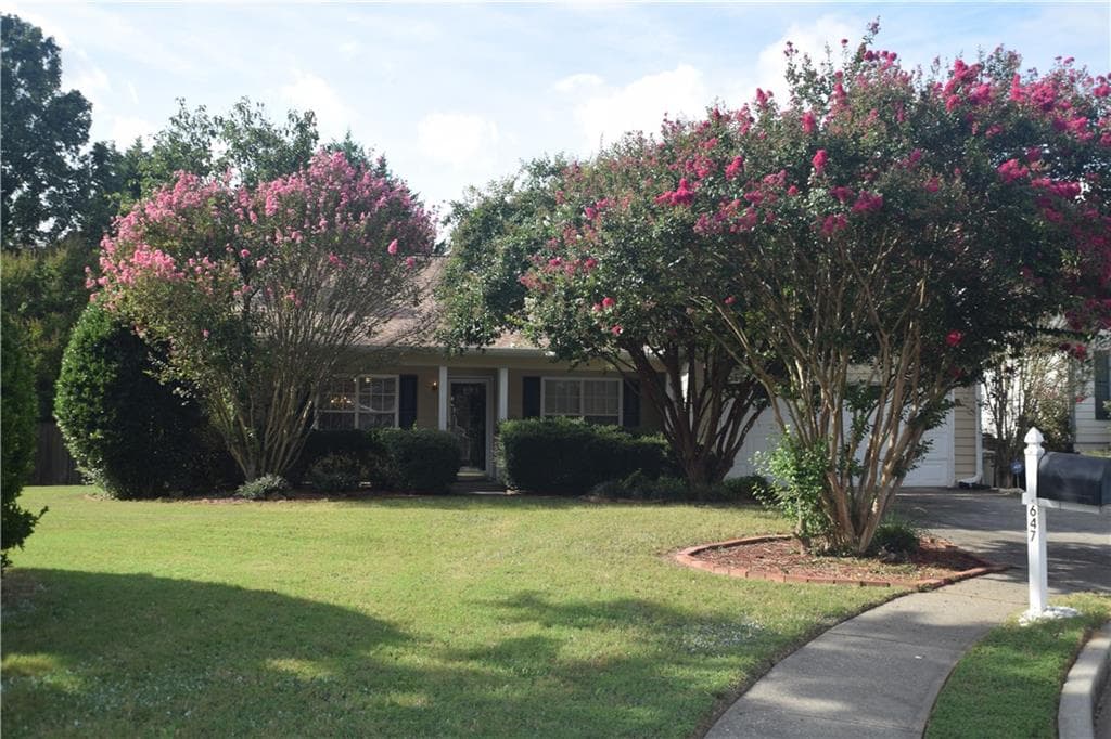 3 bedroom, 1,497 sq ft single family residence sold at 647 New England Way, Lawrenceville, GA 30046