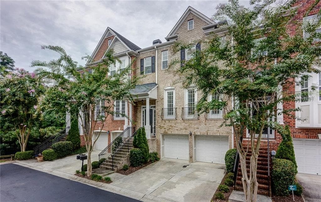 4 bedroom, 3,598 sq ft townhouse sold at 3103 Woodwalk Trace, Atlanta, GA 30339