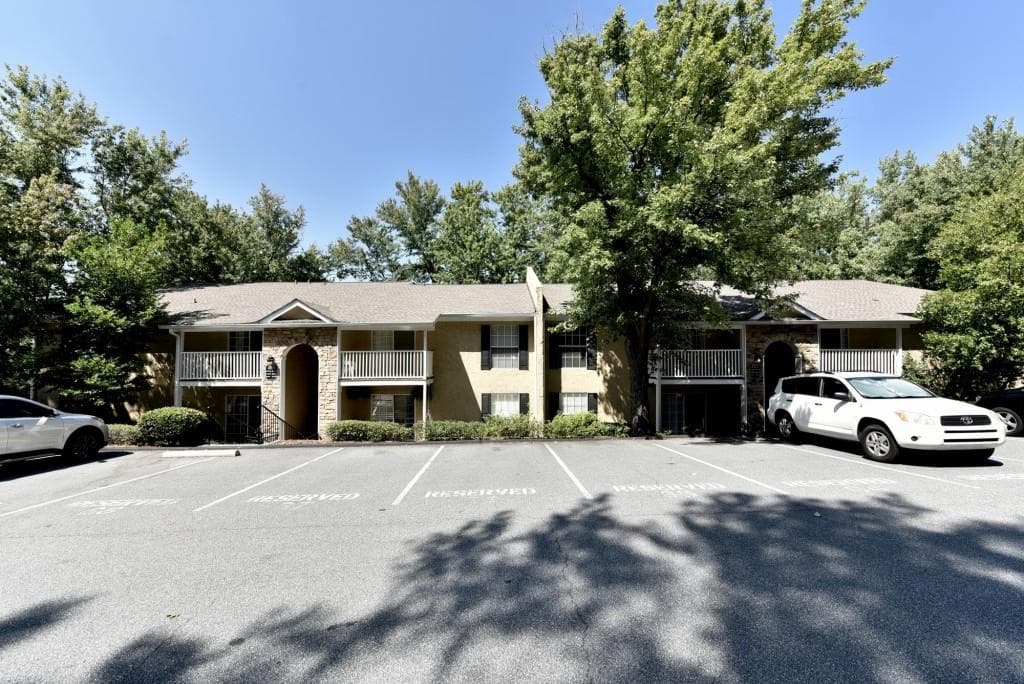 1 bedroom, 625 sq ft condominium sold at 2955 Seven Pines Lane 205, Atlanta, GA 30339
