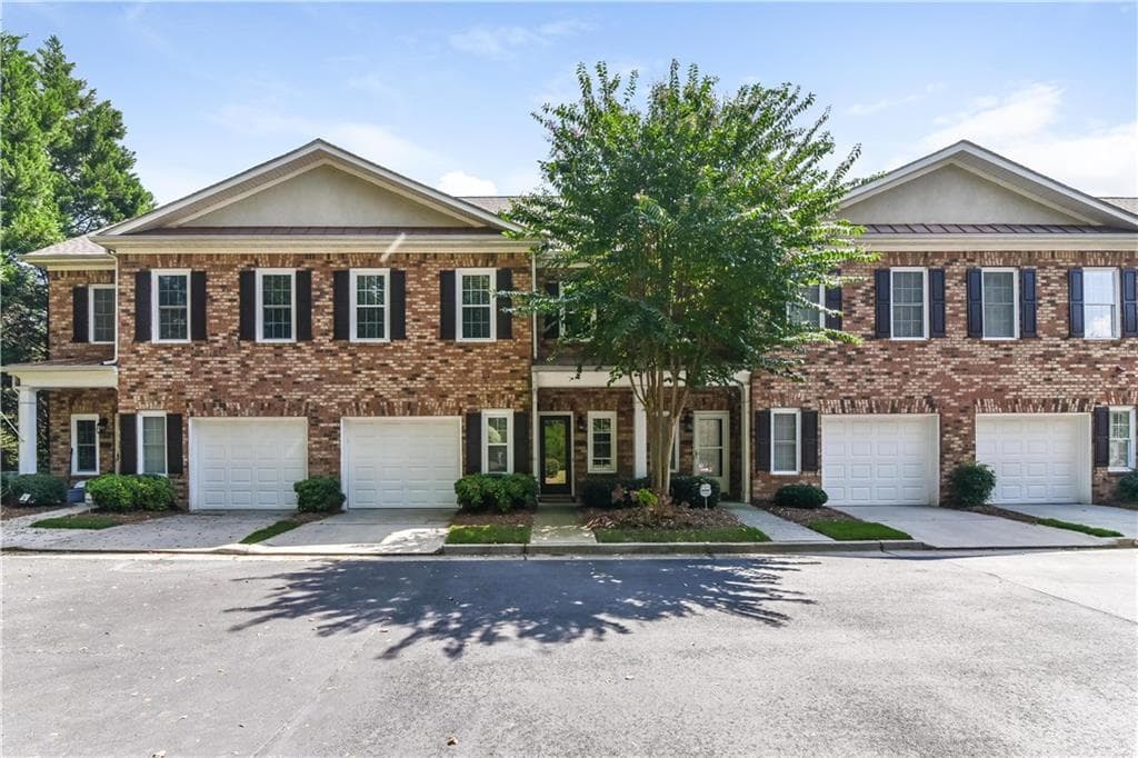 2626 Oglethorpe Circle, Brookhaven, GA 30319 — most recent listing photo
