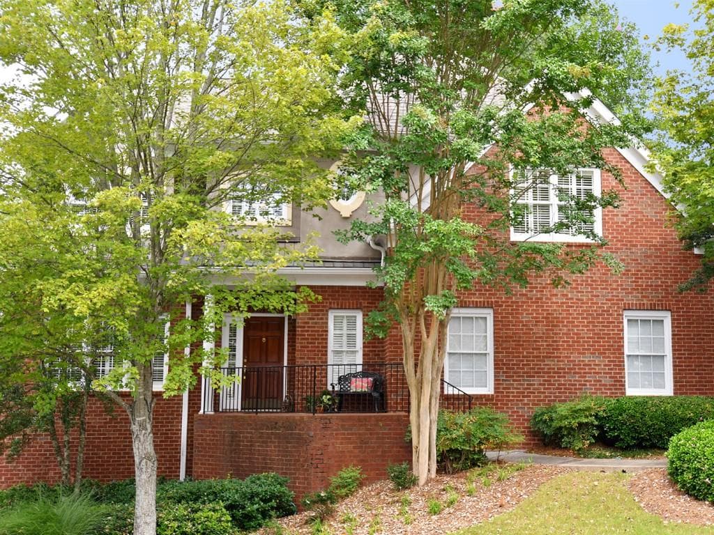 117 Brickstone Drive, Sandy Springs, GA 30339 — most recent listing photo