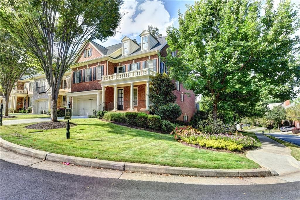5 bedroom, 5,280 sq ft townhouse sold at 7495 Portbury Park Lane, Suwanee, GA 30024