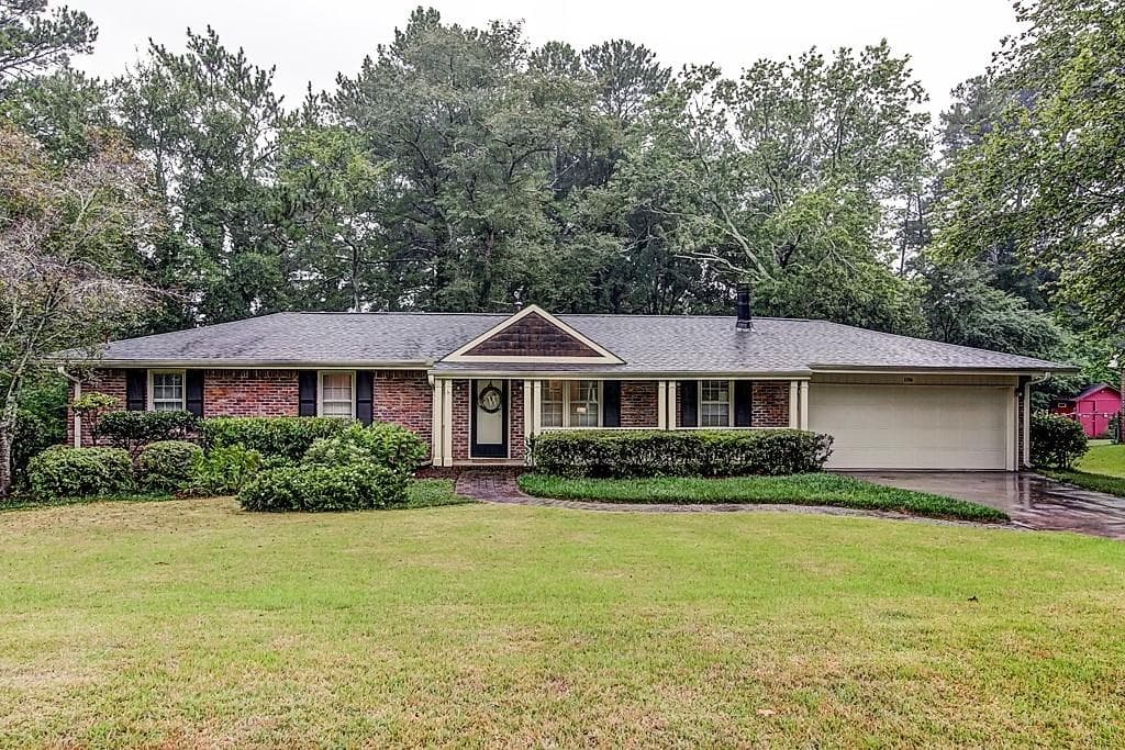 106 Huntwood Drive, Smyrna, GA 30082 — most recent listing photo