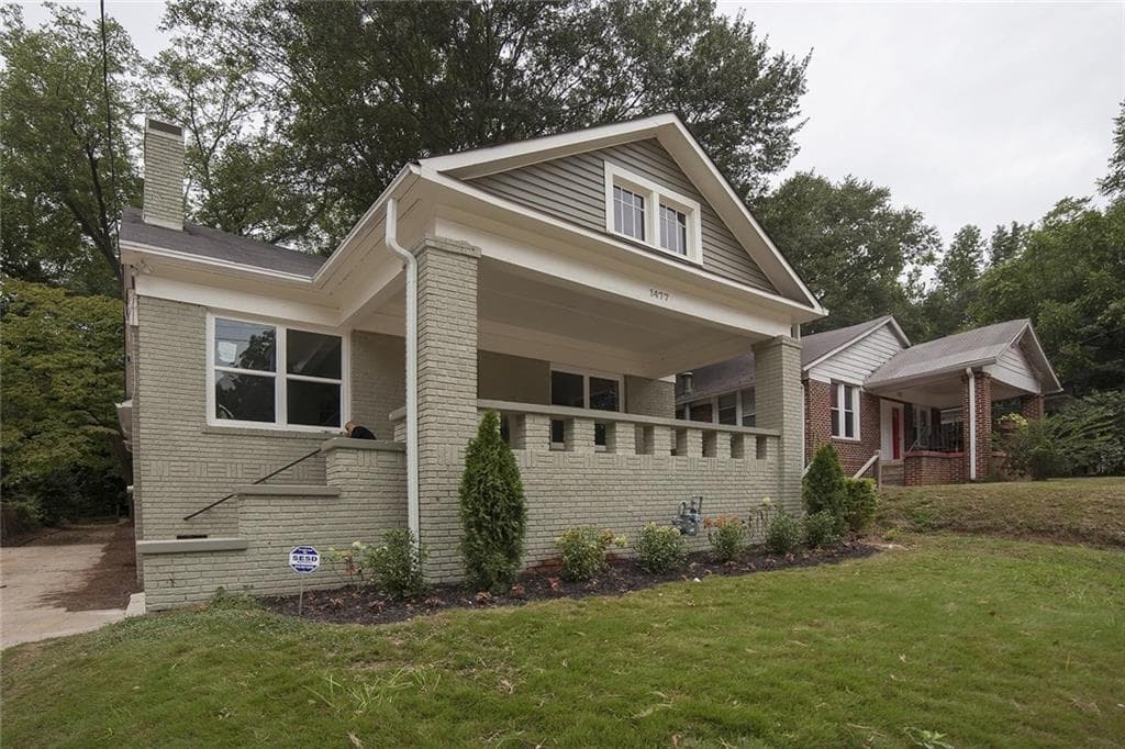 3 bedroom, 1,440 sq ft single family residence sold at 1477 Beecher Street, Atlanta, GA 30310