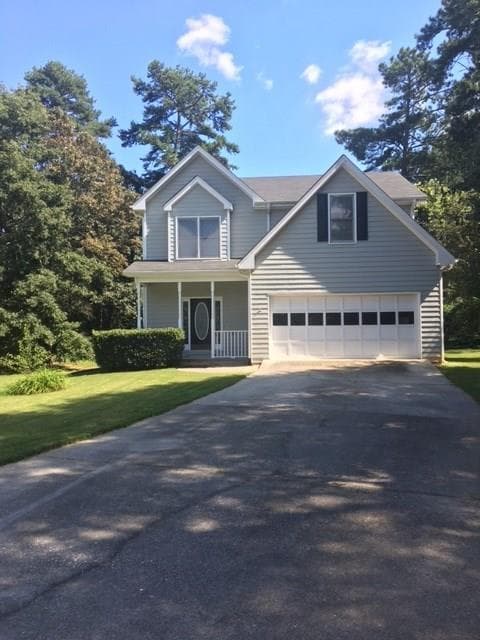 3 bedroom, 1,889 sq ft single family residence sold at 300 The Esplanade Way, Loganville, GA 30052