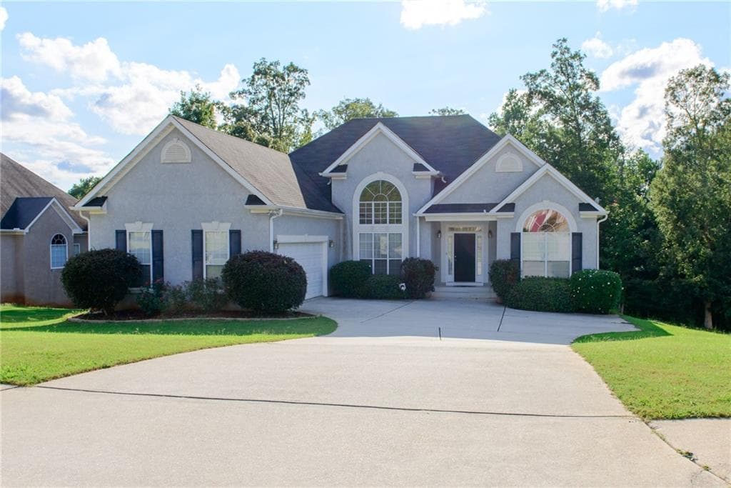 3 bedroom, 1,760 sq ft single family residence sold at 1665 Bennett Drive, Mcdonough, GA 30253