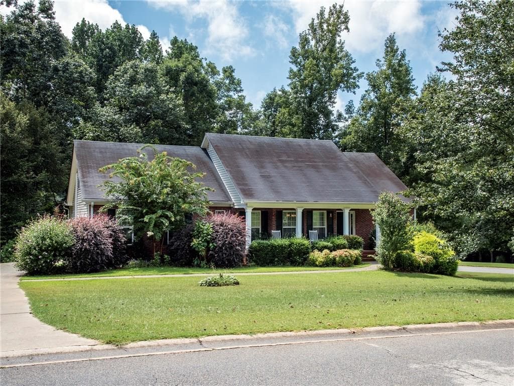 291 Summit Chase Drive, Jefferson, GA 30549 — most recent listing photo