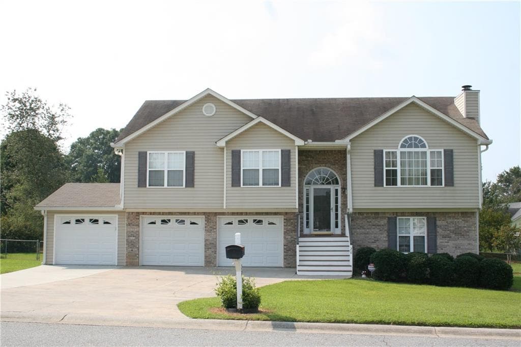 20 Mill Rock Drive, Cartersville, GA 30121 — most recent listing photo